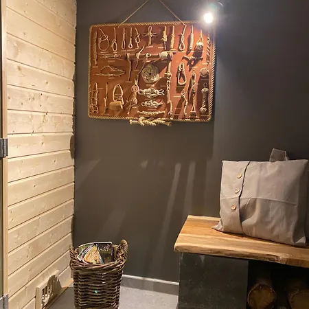 Birkenchalet, Idyllisch Am Waldrand Mit Sauna Und Kamin تسيلا-ميليس